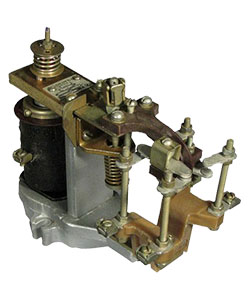 РЭВ-830 У3, 2,5А DC, IP00