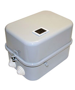 ПМ12-040240 У3 В, 220В, 1з, 40А, нереверс., с реле 28,0-40,0А, в корпусе IP40, с кнопкой R  (ЭТ)